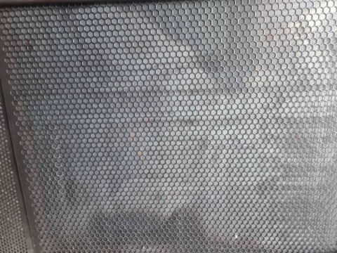 ตะแกรงเหล็ก รูหกเหลี่ยม